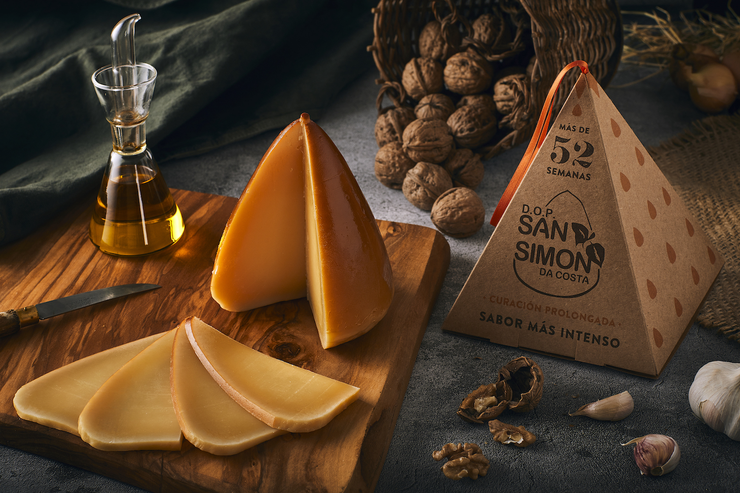 Bodegón publicitario Catas de Galicia · agencia Naranja Limón